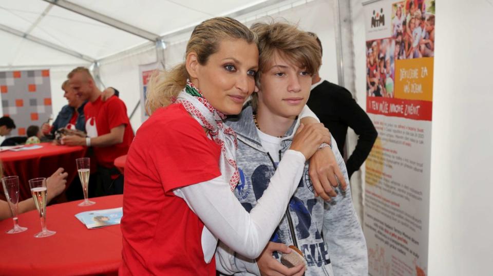 Tereza Maxová se svým nejstarším synem Tobiasem.